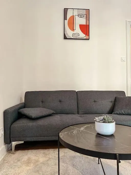 Apartment Le Spacieux Et Confortable A 15Min De La Gare Valence